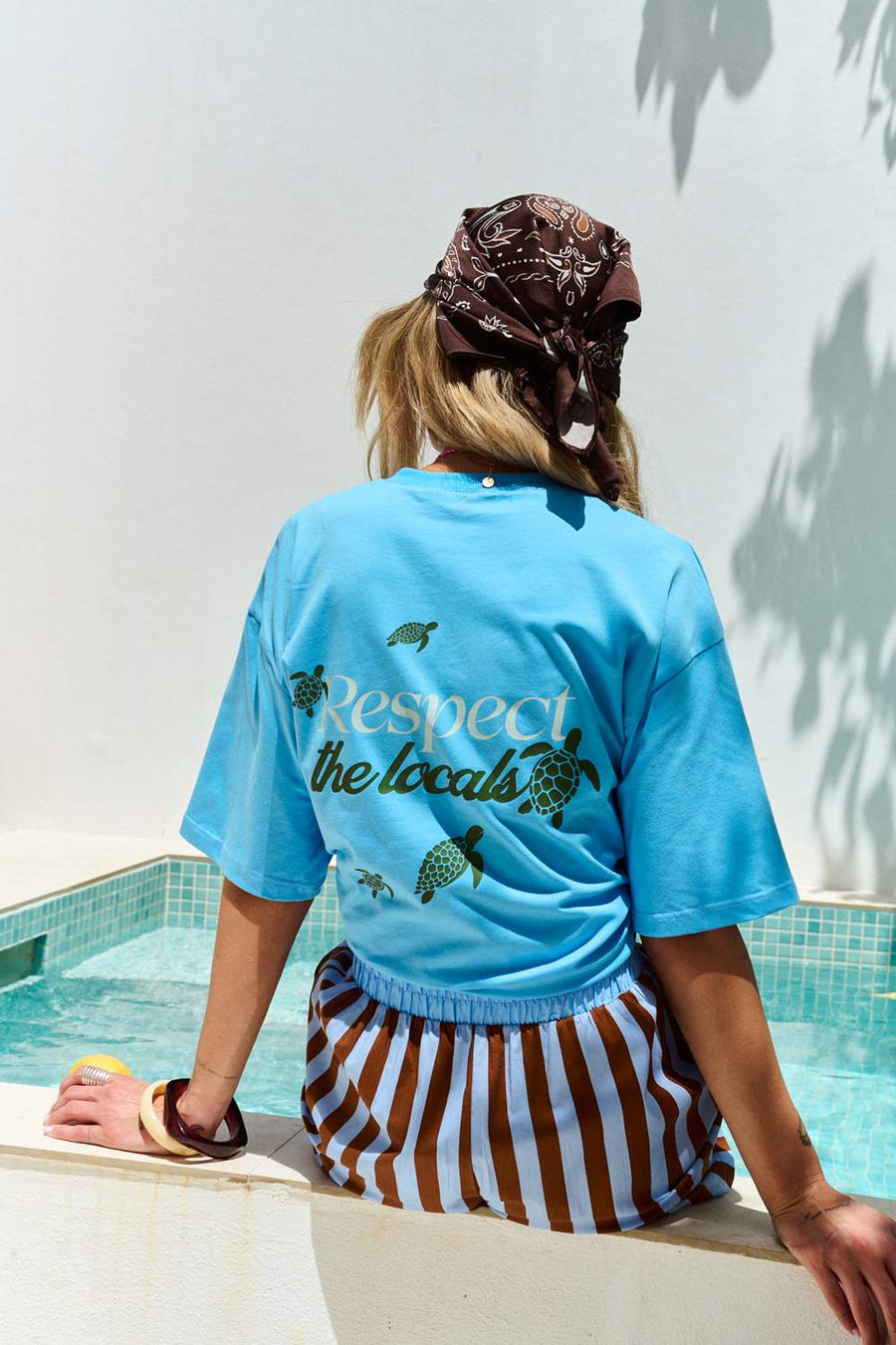 T-shirt Respect The Locals