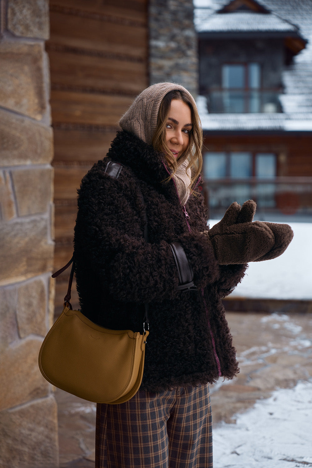 Kurtka Fluffy Mocha Moonrise