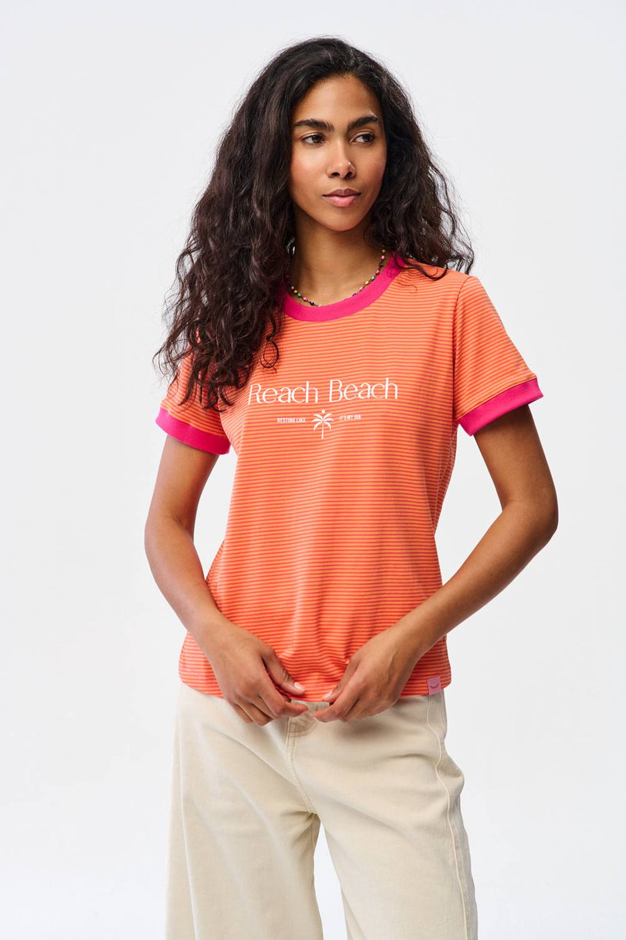 T-shirt Reach The Beach