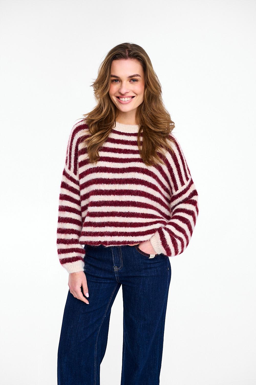 Sweter Frosted Wine
