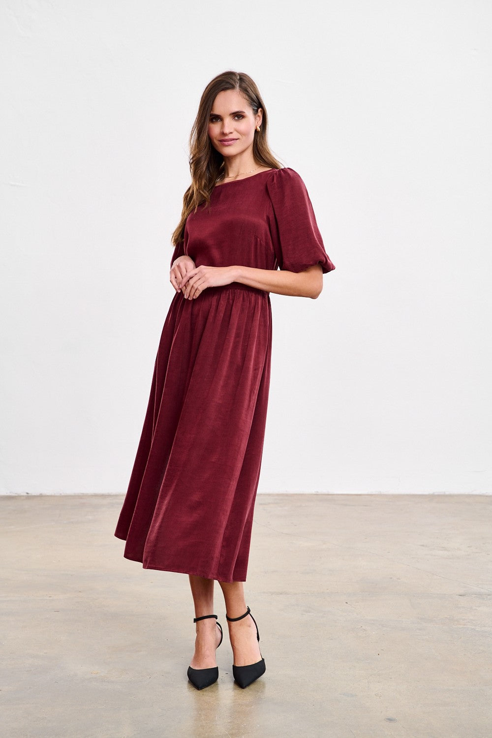 Sukienka midi Ruby Rose