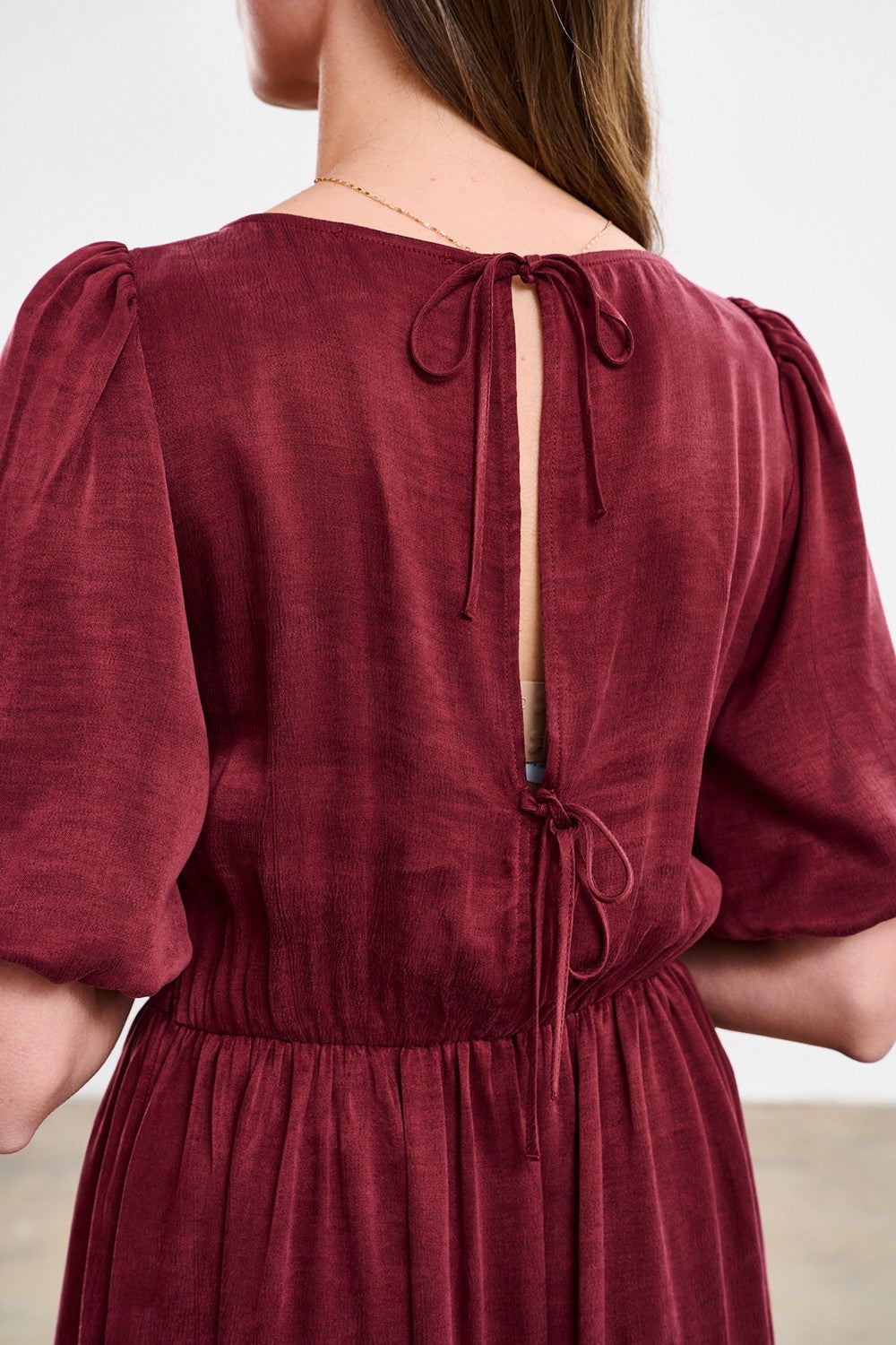 Sukienka midi Ruby Rose