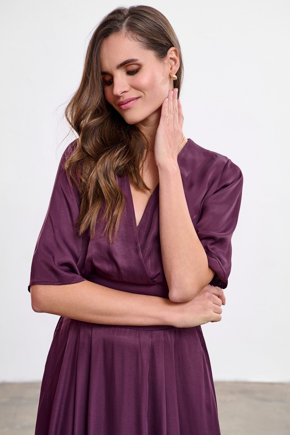 Sukienka midi Plum Affair