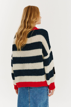 Sweter Fade Into You