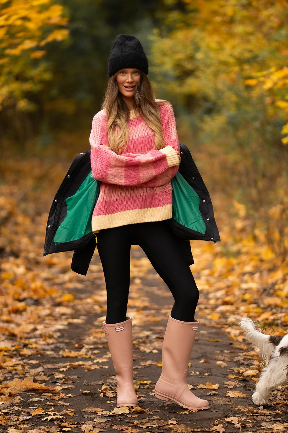 Sweter z wełną Strawberry Cream