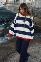 Sweter Fade Into You